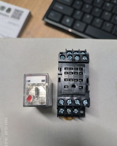 Relay 4-pole LED 220/240V MY4N 220/240V with base